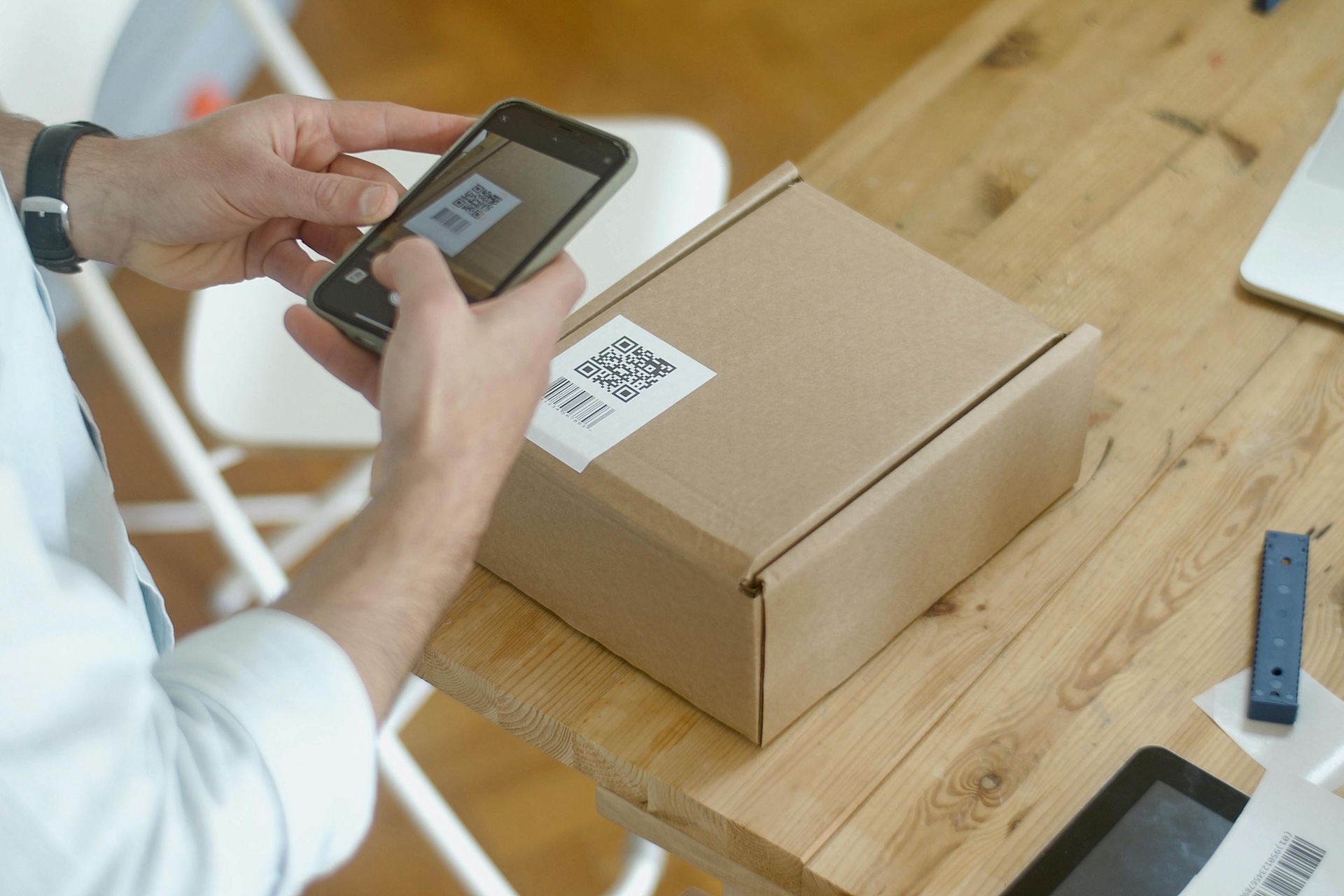 QR codes ou codes-barres : le match décisif